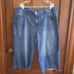 Lane Bryant Cropped Blue Jeans